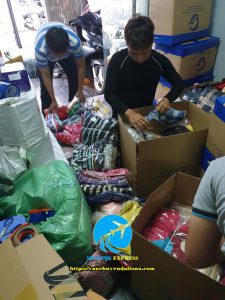 gửi quần áo giầy dép đi Đài Loan giá rẻ